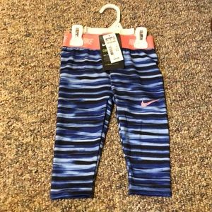 🆕Girls Nike Dri-Fit leggings (NWT)